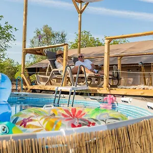  Campo de lujo Ses Quinta Luxury Safari Tents
